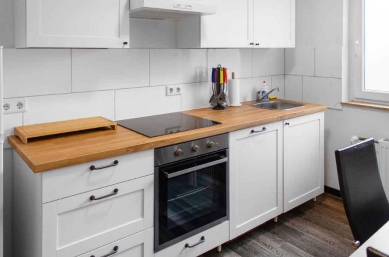 Апартаменты Relax Oasis With 65 Smarttv, Kitchen And Balcony Дуйсбург Экстерьер фото