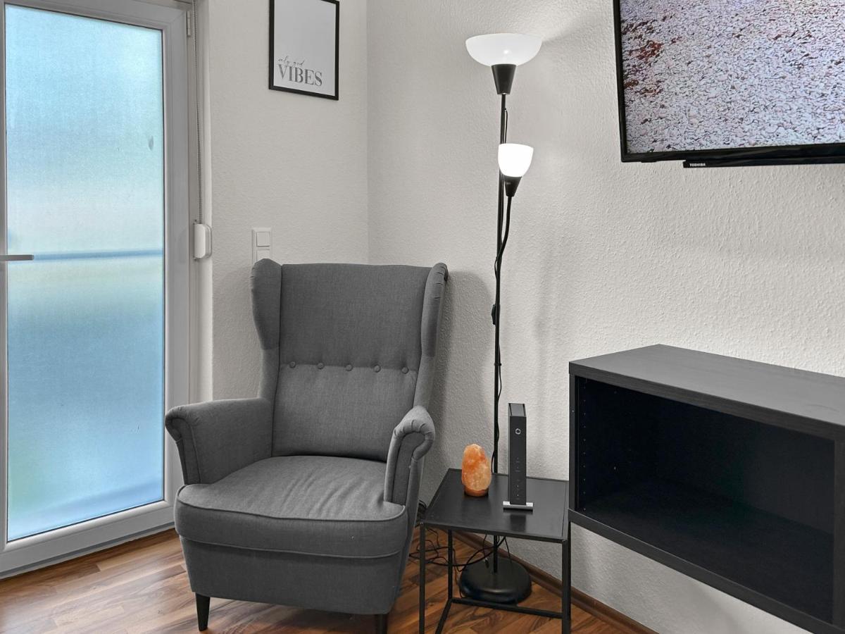 Апартаменты Relax Oasis With 65 Smarttv, Kitchen And Balcony Дуйсбург Экстерьер фото